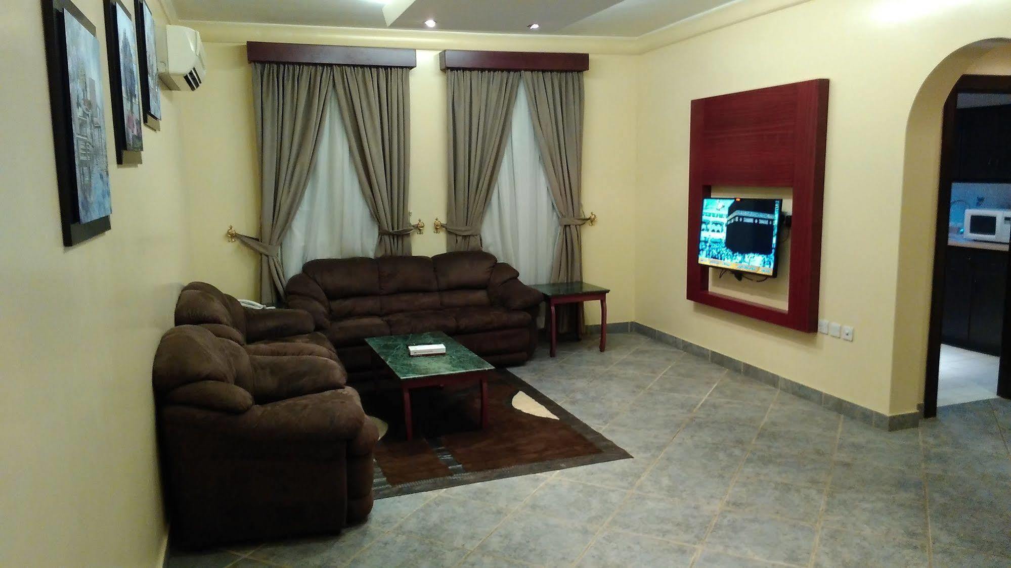 قصر اليمامة للاجنحة الفندقية-فرع السلام Riyadh Exterior photo