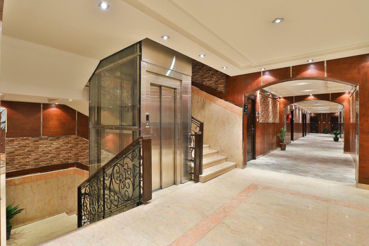 قصر اليمامة للاجنحة الفندقية-فرع السلام Riyadh Exterior photo