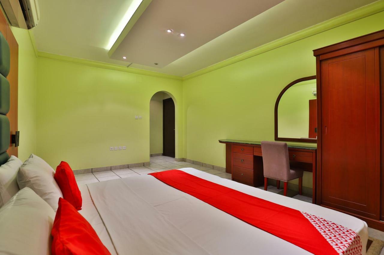 قصر اليمامة للاجنحة الفندقية-فرع السلام Riyadh Exterior photo